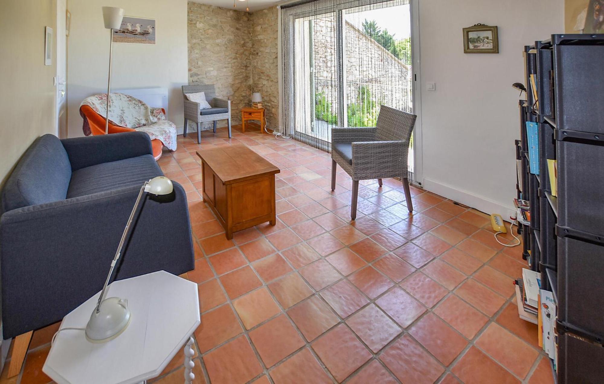 2 Bedroom Gorgeous Home In Villes-Sur-Auzon Exterior photo